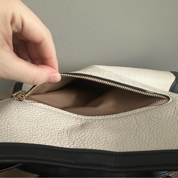 Coach Women's Cream, Tan, and Black Shoulder Bag - Picture 7 of 11